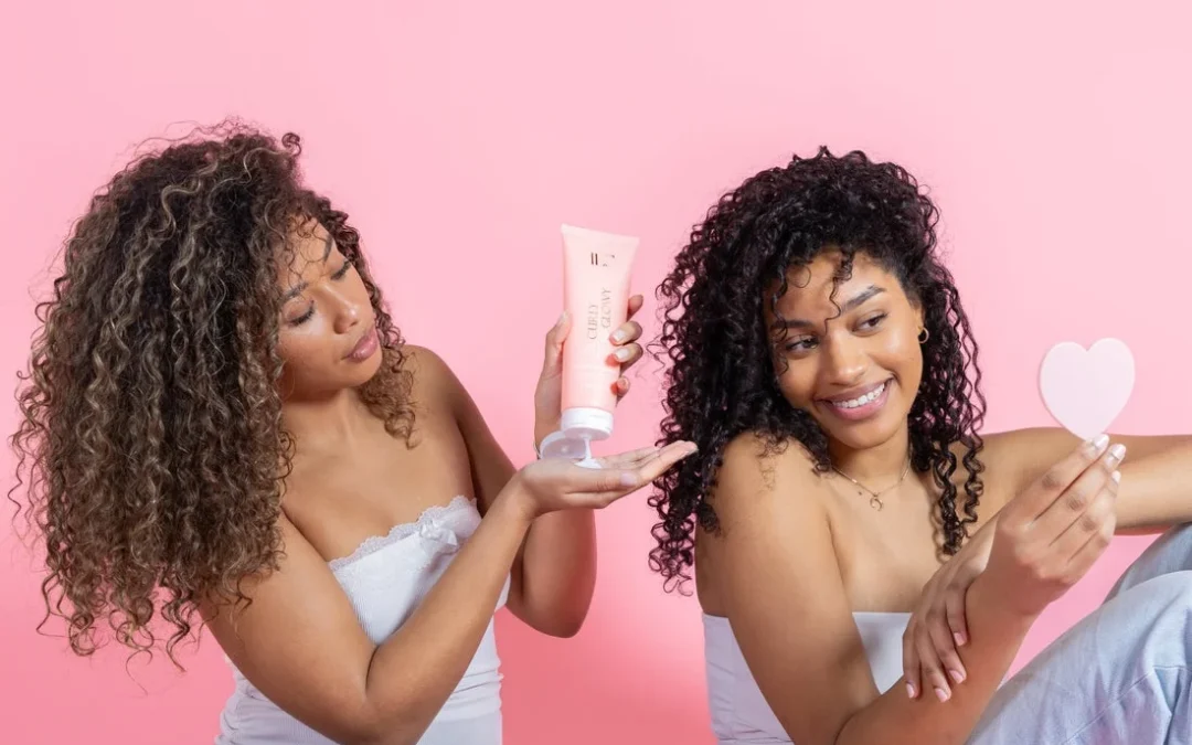 Routine cheveux bouclés : une méthode simple et adaptée